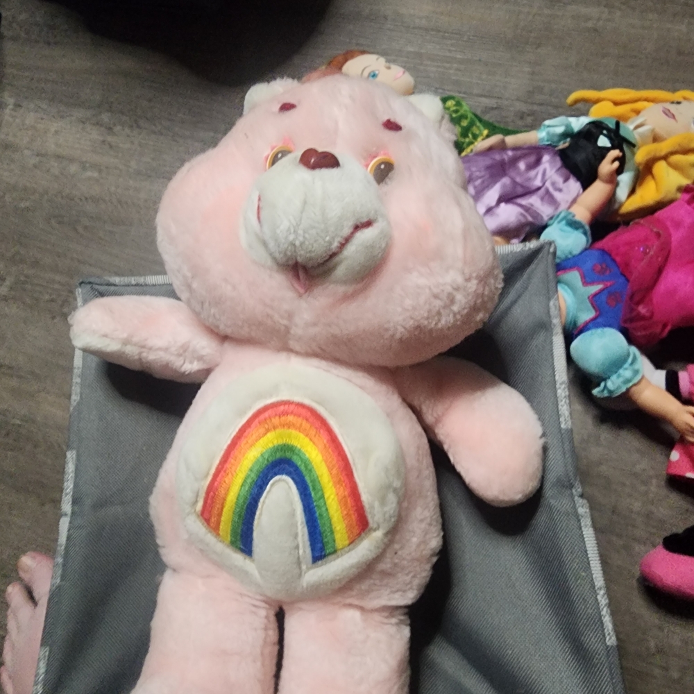 4 Care Bears And 4 Pound Puppies